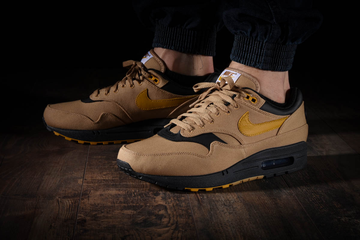 NIKE AIR MAX 1 PREMIUM 93 LOGO PACK