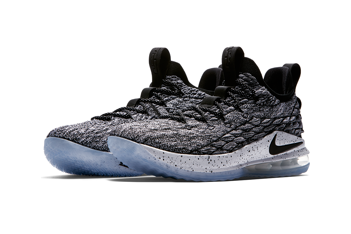 NIKE LEBRON 15 LOW ASHES