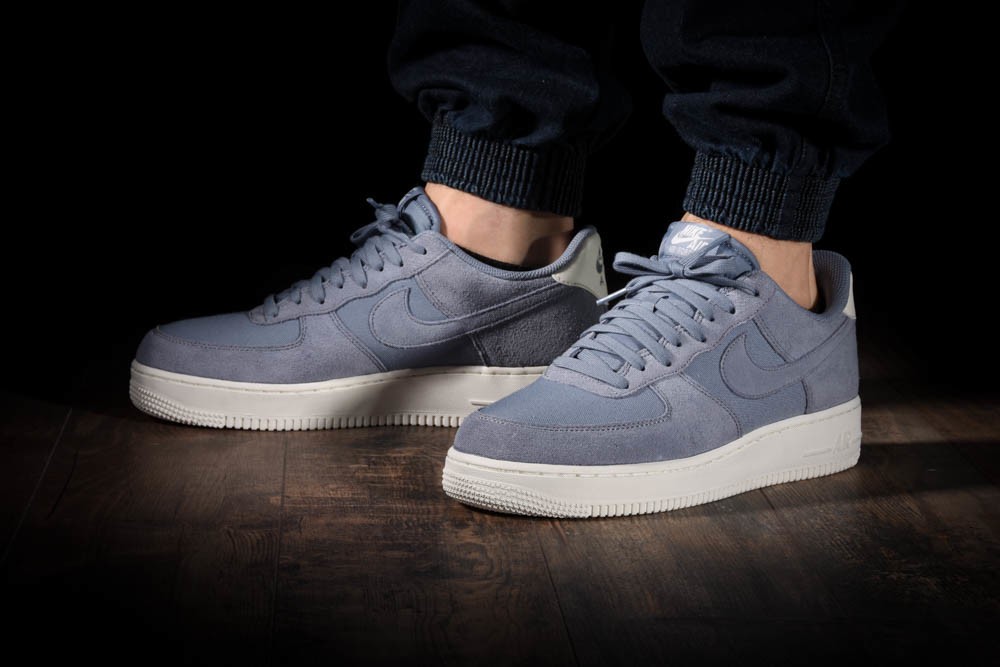 NIKE AIR FORCE 1 '07 SUEDE ASHEN SLATE