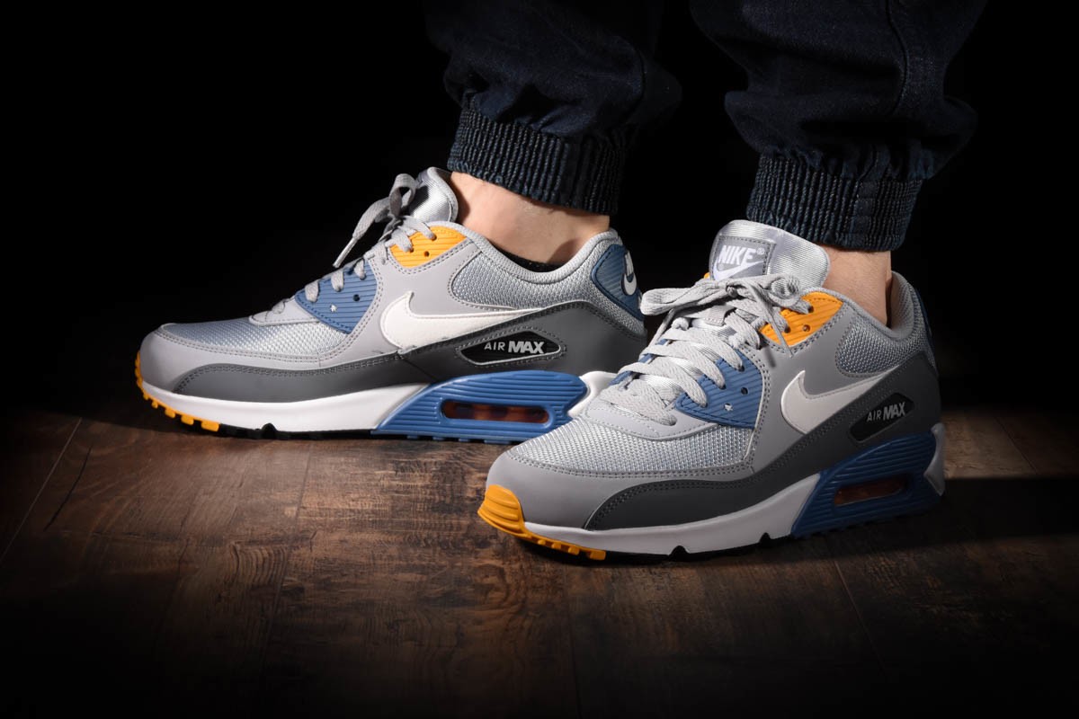 NIKE AIR MAX 90 ESSENTIAL for £120.00 