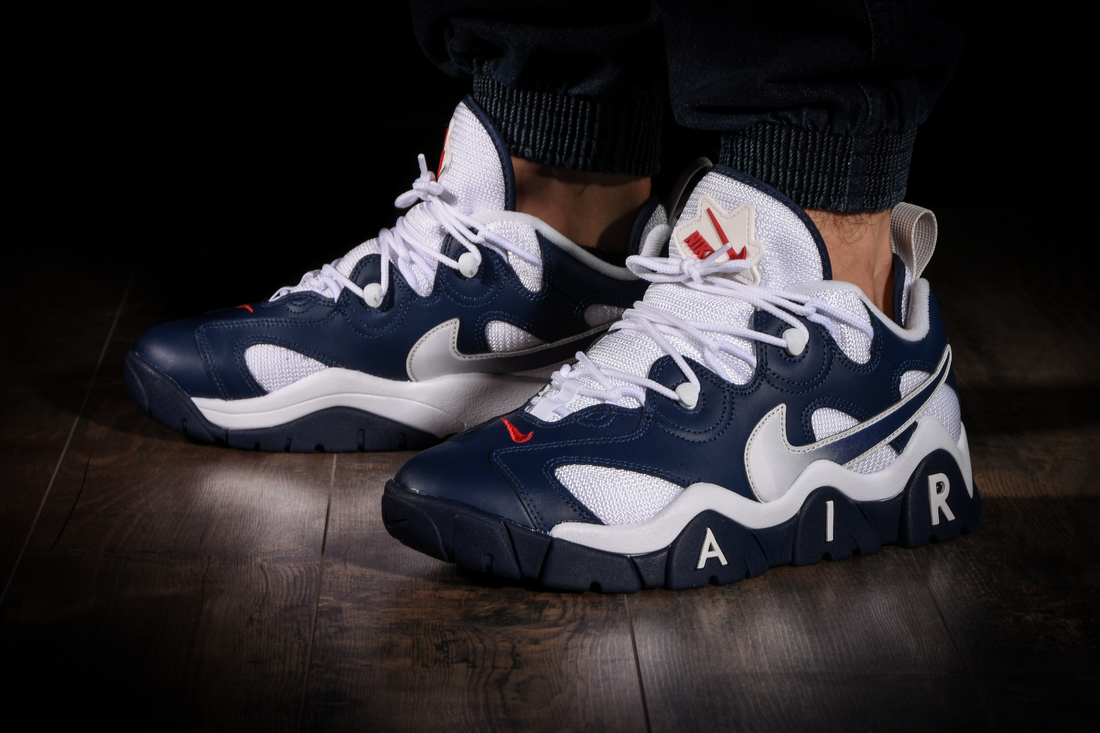 air barrage low nike