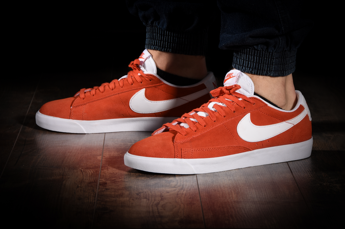 NIKE BLAZER LOW RETRO BASKETBALL MANTRA ORANGE