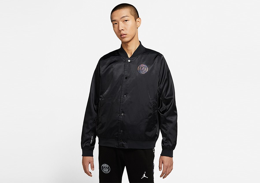 NIKE AIR JORDAN PSG PARIS SAINT-GERMAIN COACH JACKET BLACK price $112.50 |  Basketzone.net