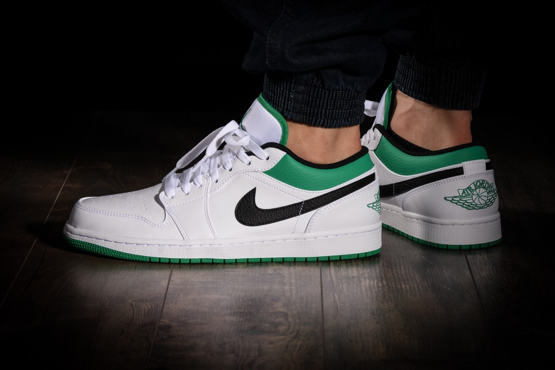 jordan low lucky green