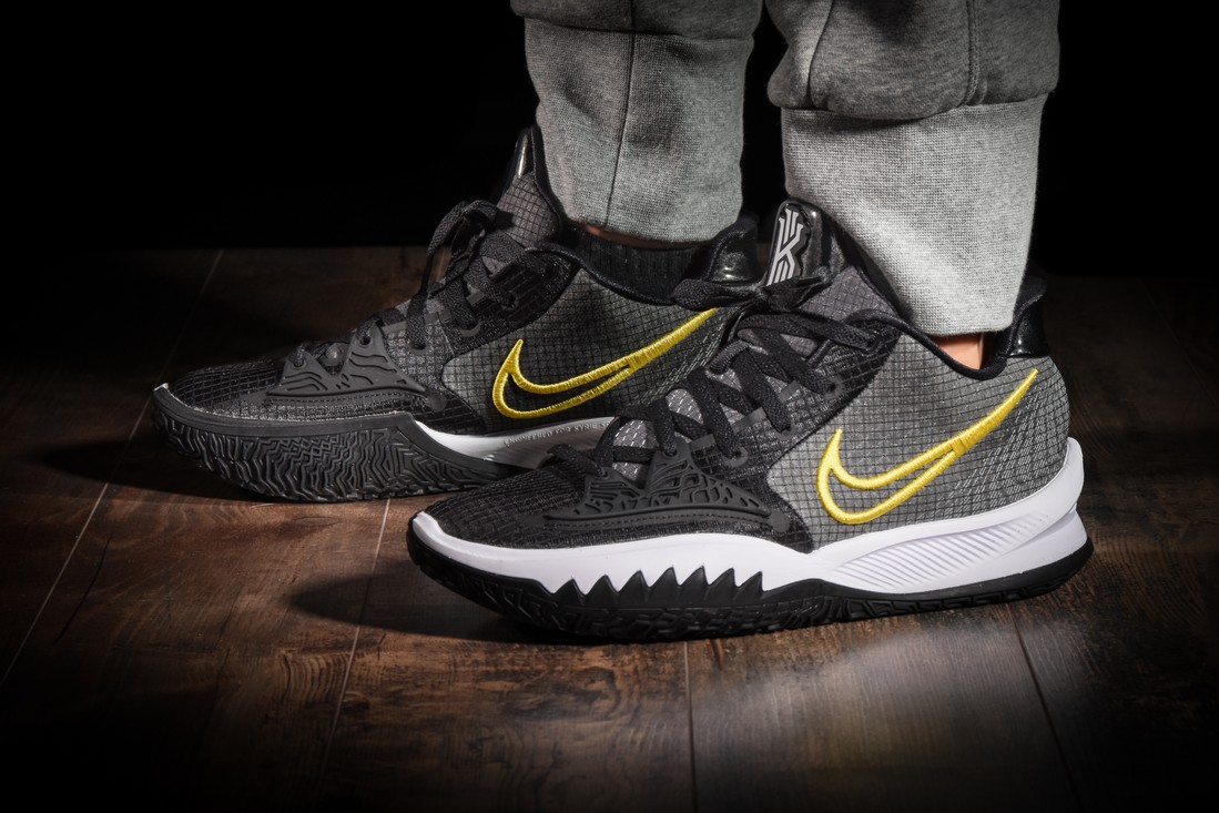 NIKE KYRIE LOW 4 BLACK GOLD