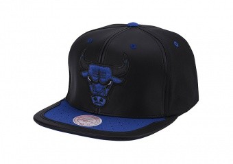 MITCHELL & NESS DAY ONE SNAPBACK CHICAGO BULLS